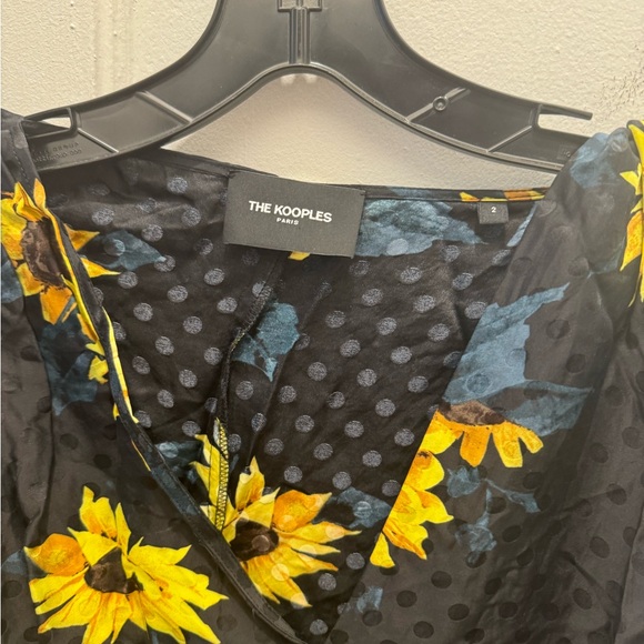 The Kooples Sunflower Print Crossover Blouse Size 2 - Picture 3 of 4